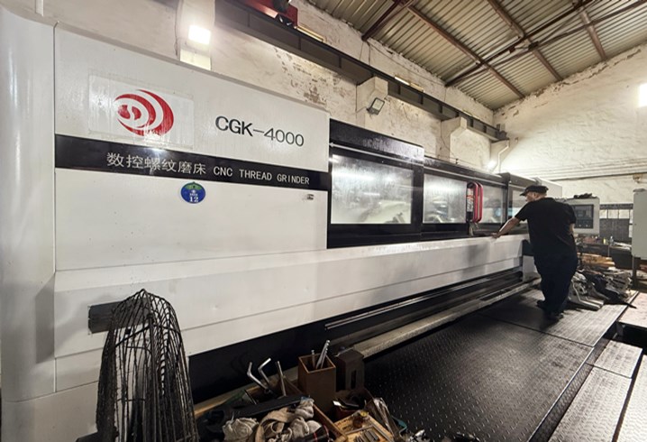 Newly purchased | 4-meter high-precision CNC thread grinding equipment